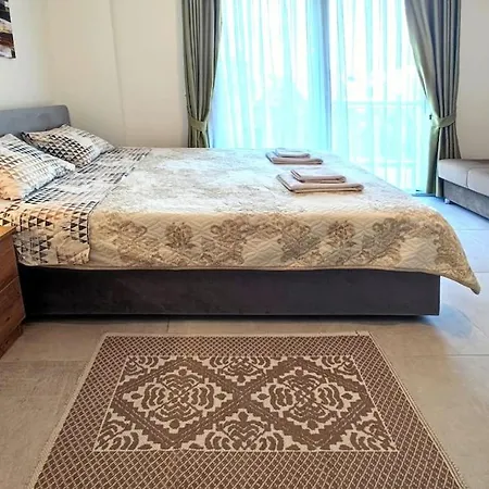 Poseidon Royal Life *